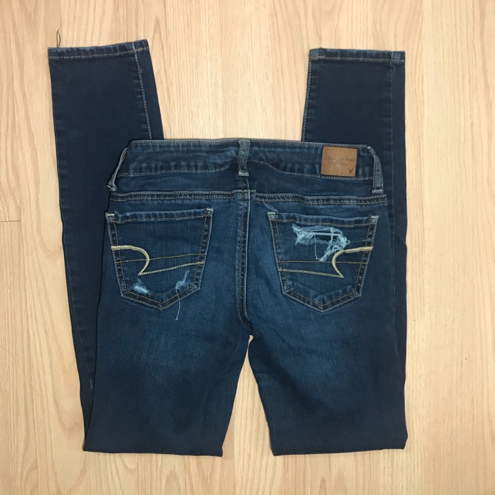 American eagle distressed jeans - Picture 3 of 3